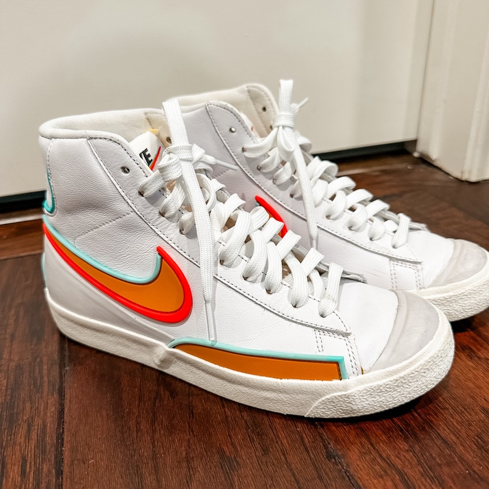 Nike White High-Top Mid ‘77 Blazers Sneakers, Size 7.5, Only Worn Once